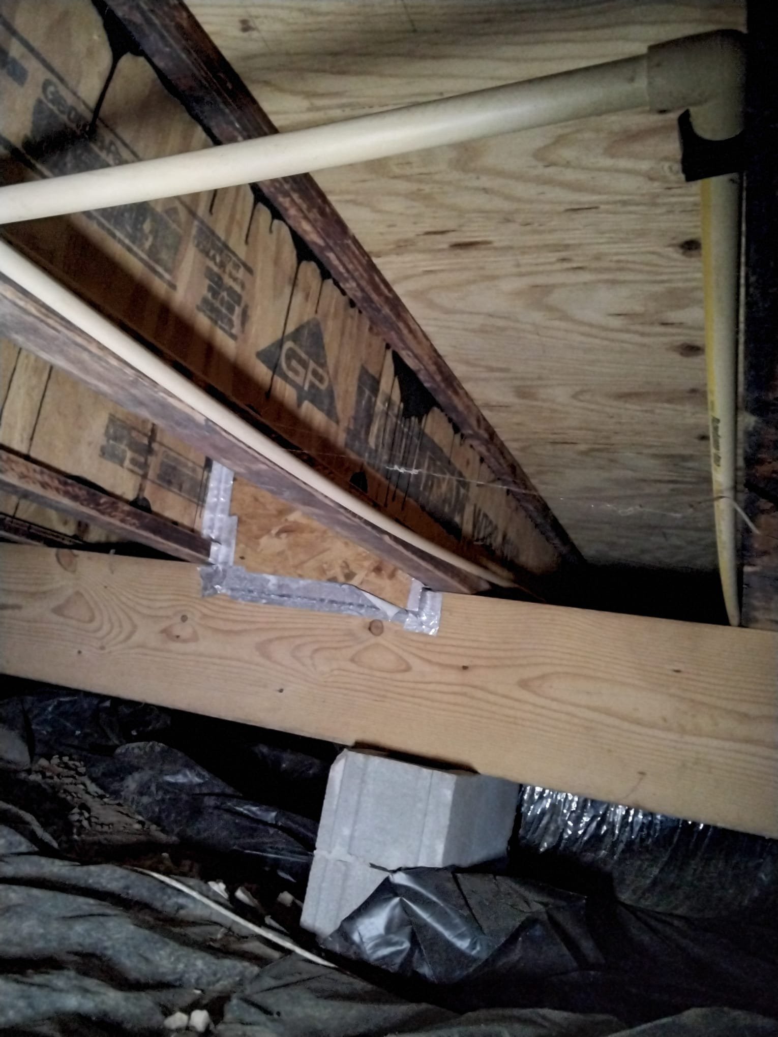 Crawl space with secure new piping installations